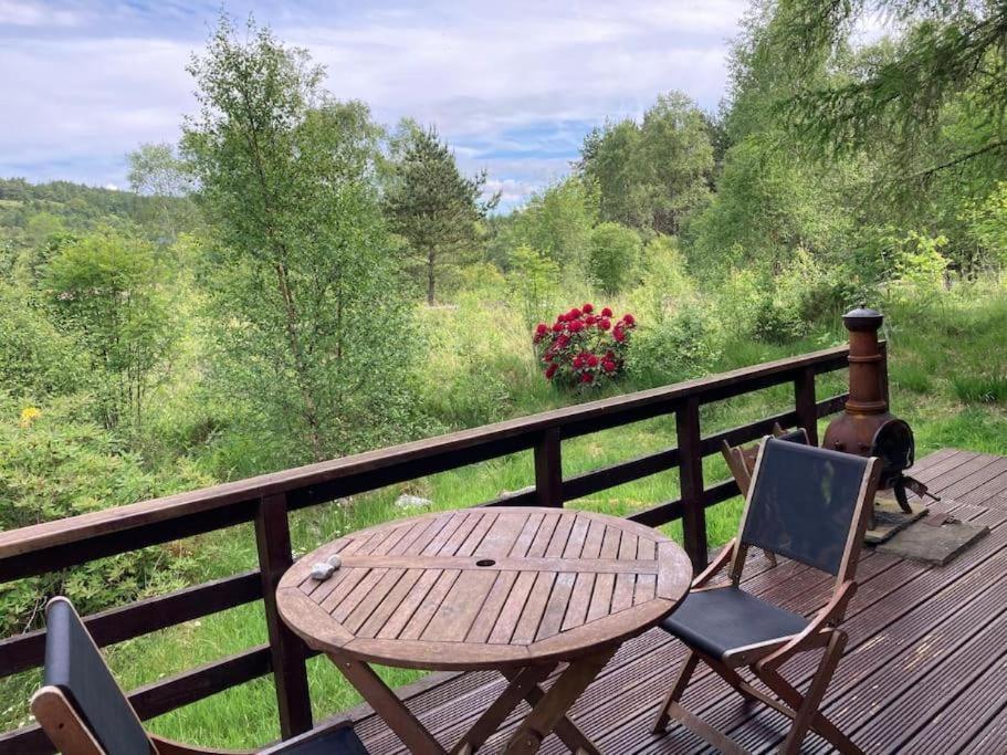Appartamento Woodland Retreats Fort William Esterno foto